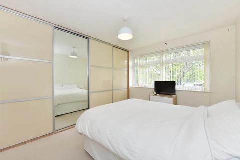 2 bedroom flat for sale, Osborne Court, Park View Road, Ealing W5
