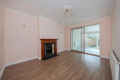 4 bedroom house to rent, Springfield Avenue, West Wimbledon