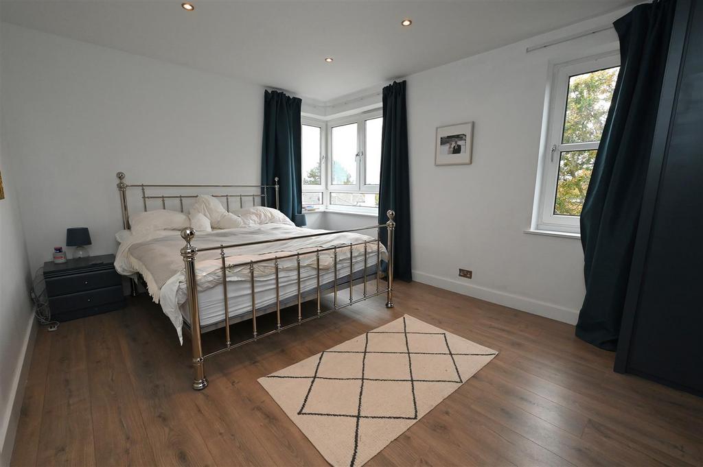 Bedroom1.JPG