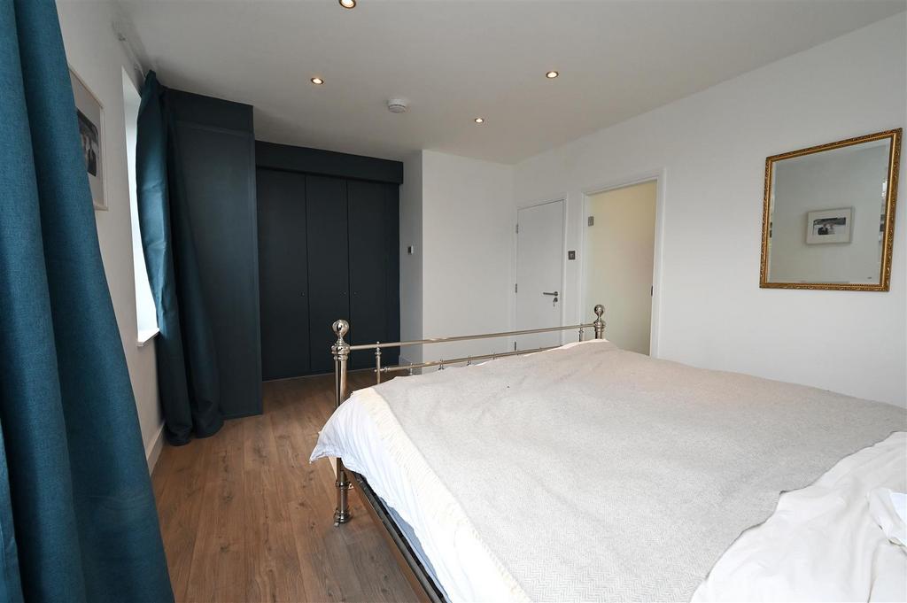 Bedroom1.2.JPG