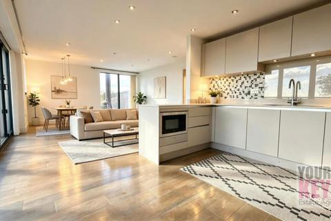 2 bedroom flat for sale, Olivia Court, Hythe, Kent CT21 5FD