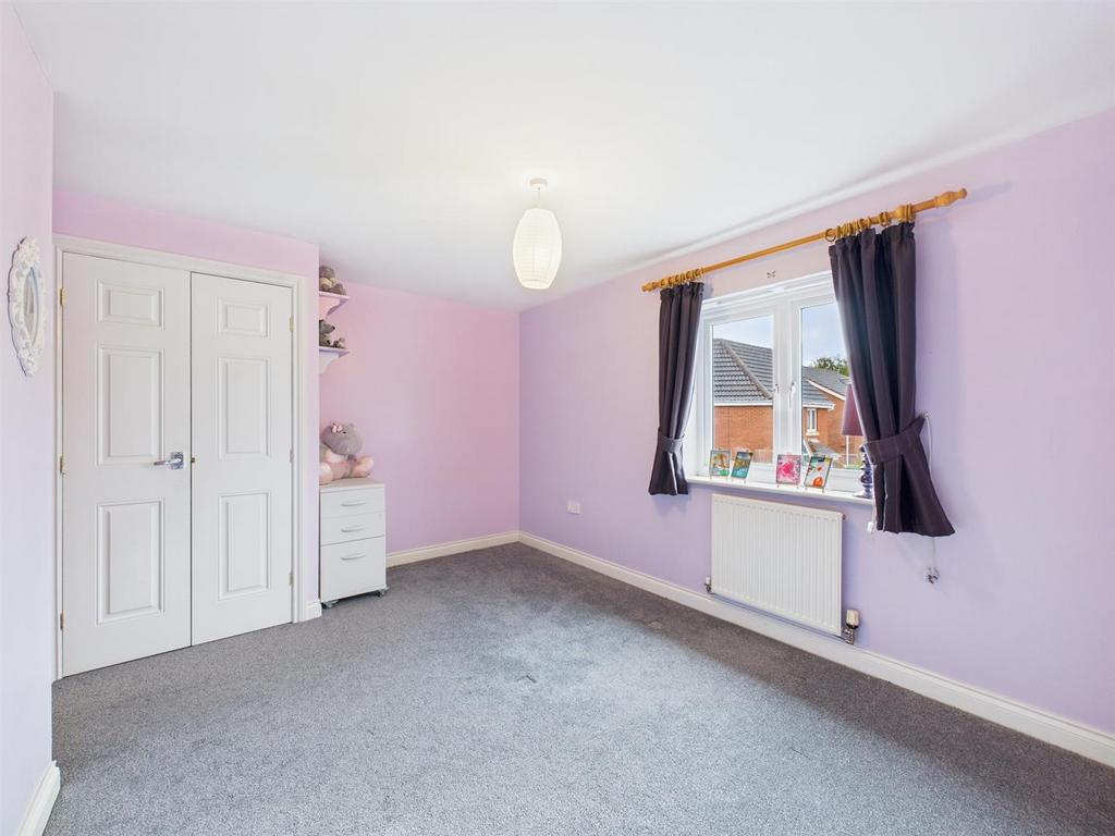 Bedroom: