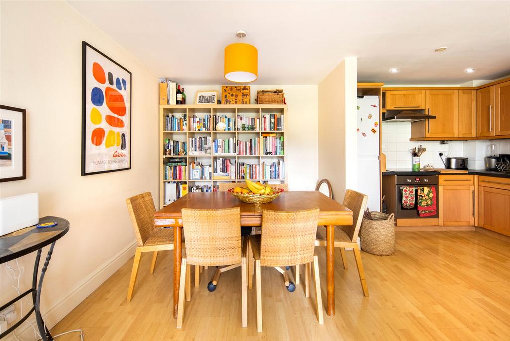 Living/Dining Area