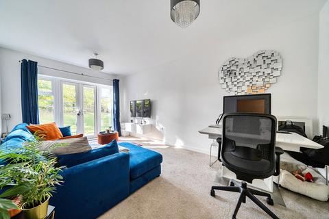 1 bedroom apartment for sale, Centrifuge Way, Hampshire GU14