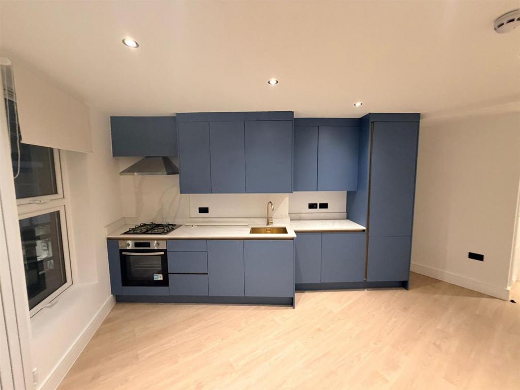 Flat 2 Bexley ll.jpg