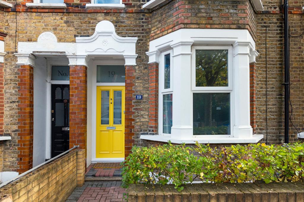 Borwick Avenue, E17