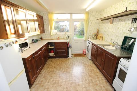 3 bedroom terraced house for sale, Buckland Way, Worcester Park KT4