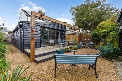 2 bedroom semi-detached house for sale, Whyke Lane, Chichester, PO19