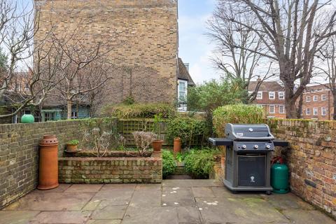 undefined, Brentford TW8