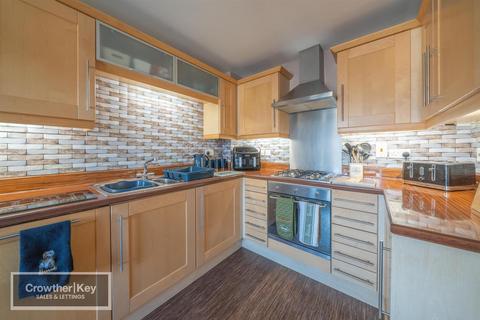 3 bedroom house for sale, Solomons Court, Buxton