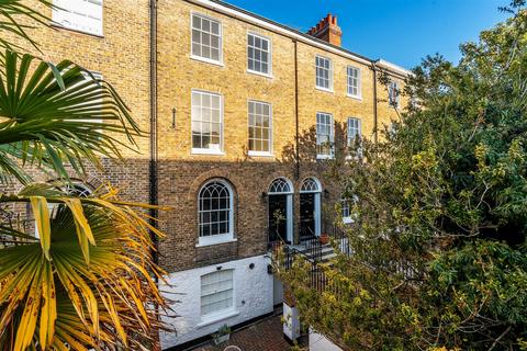 undefined, BRIDGE STREET, LEATHERHEAD, KT22