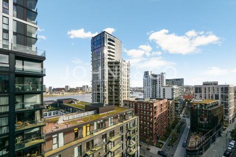 undefined, Peninsula Gardens, Greenwich Peninsula, London SE10