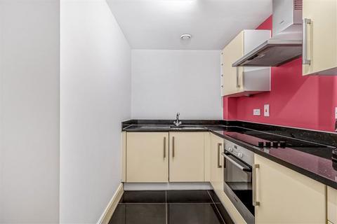 1 bedroom flat to rent, Spa Road, London SE16