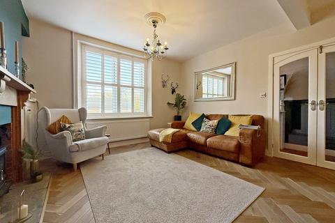 54 Glynfach Road, Porth, CF39 9LF