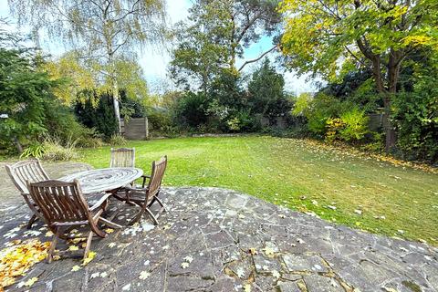 undefined, WEST BYFLEET