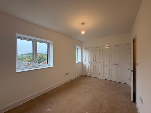 Bedroom 1-3.jpg