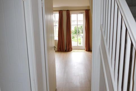 2 bedroom terraced house to rent, Prestwich Place, Oxford OX2
