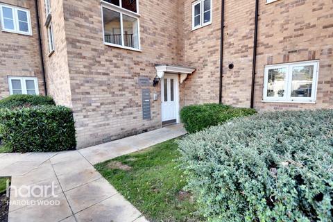 undefined, Meadfarm Close, Harold Hill