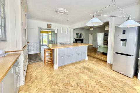 3 bedroom apartment for sale, Ravine Road, Portman Estate, Bournemouth, BH5