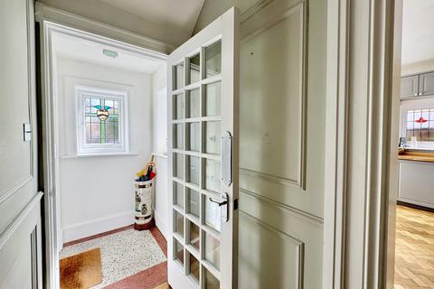 3 bedroom apartment for sale, Ravine Road, Portman Estate, Bournemouth, BH5