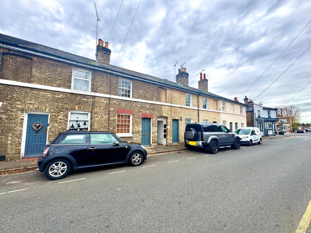 Flat 1, 4a, Anchor Street ( top of stairs), Chelm