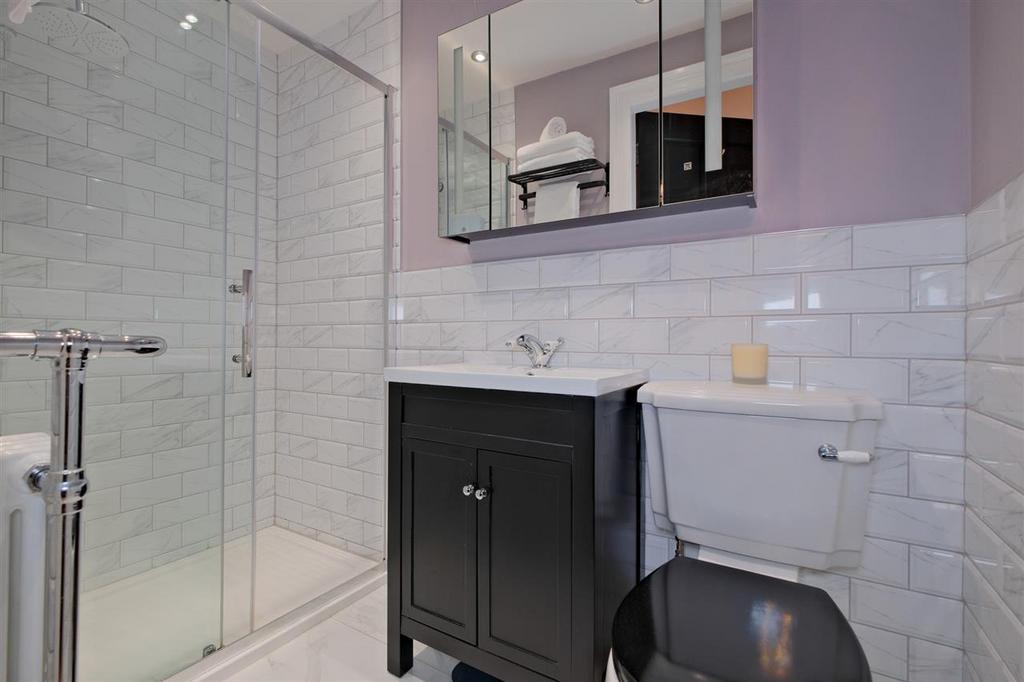 Ensuite shower room