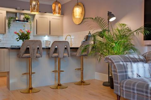 undefined, Buchanan Gardens, 199 Hamilton Road, Glasgow