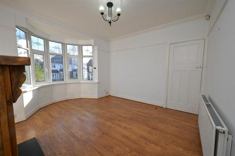 3 bedroom semi-detached house for sale, Woodbourne Road, Birmingham B67