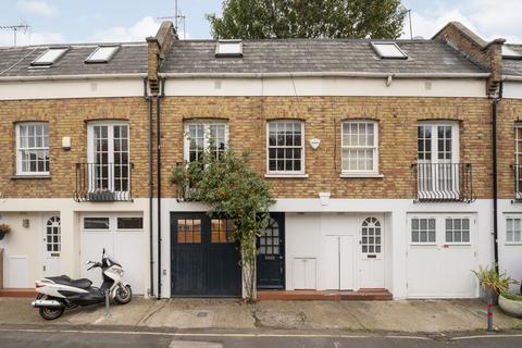 undefined, Royal Crescent Mews, London