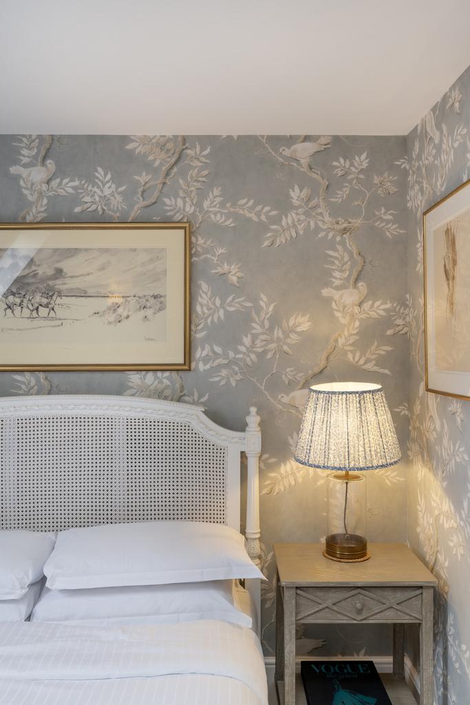 Private Realtor-23 Royal Crescent Mews-25 Lo
