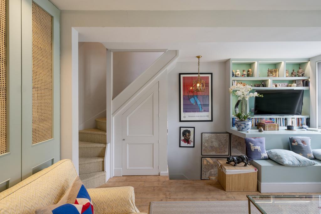 Private Realtor-23 Royal Crescent Mews-16 Lo