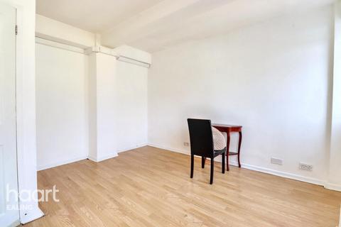 2 bedroom apartment to rent, John Aird Court, LONDON