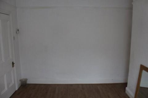 3 bedroom house to rent, Albert Edward Road, Liverpool