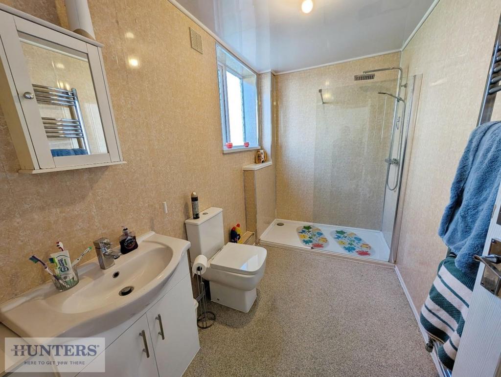 Shower Room W/c