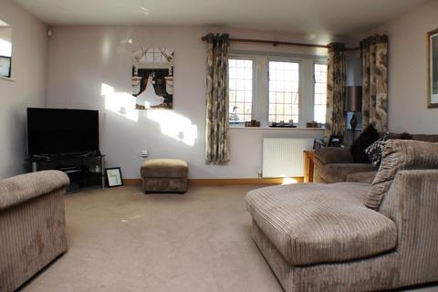 2 bedroom flat to rent, Old Mile House Court, St Albans, AL1