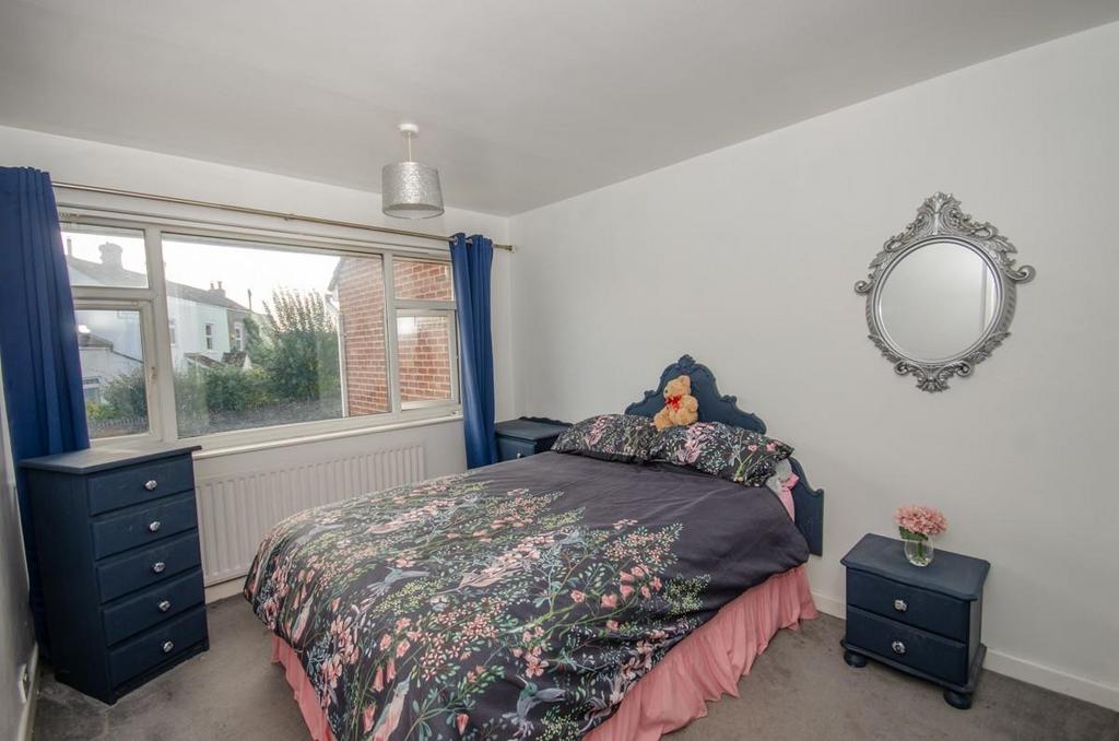 Bedroom one.jpg