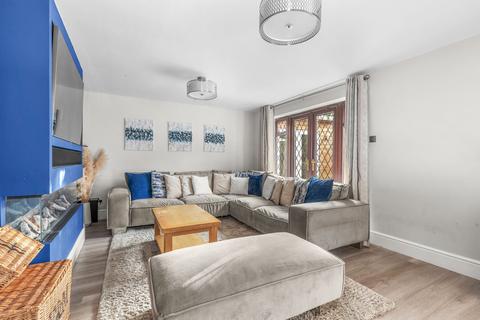4 bedroom detached house for sale, Burrows Close, Penn, HP10