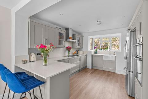 4 bedroom detached house for sale, Burrows Close, Penn, HP10
