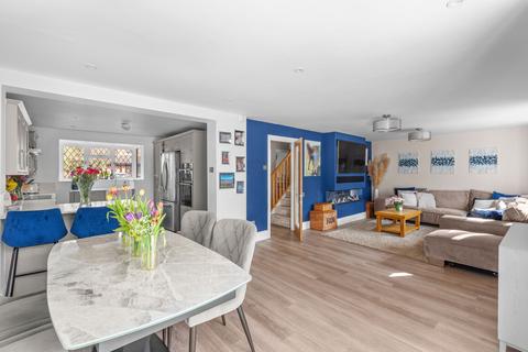 4 bedroom detached house for sale, Burrows Close, Penn, HP10