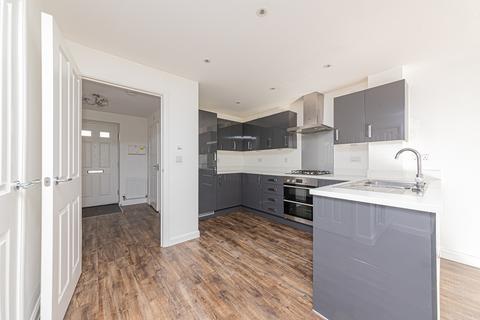 3 bedroom townhouse for sale, Skates Drive Wokingham