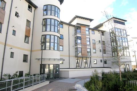 2 bedroom flat to rent, Mistletoe Court