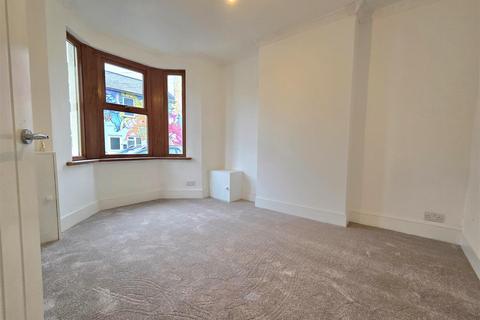 2 bedroom terraced house for sale, High Street, Gloucester