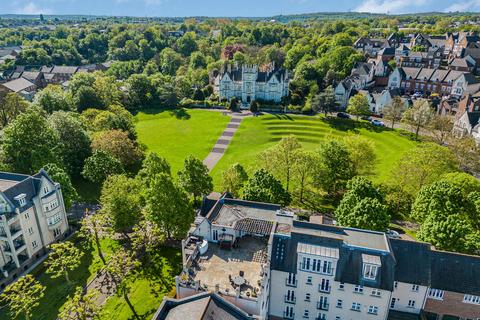 3 bedroom penthouse for sale, Ingress Park Avenue, Greenhithe DA9