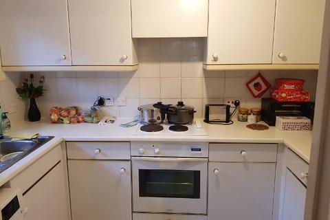 undefined, Frensham Court, Alwyn Gardens, Hendon, NW4