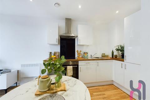 1 bedroom flat to rent, Manchester Waters, 5 Pomona Strand, Old Trafford, M16