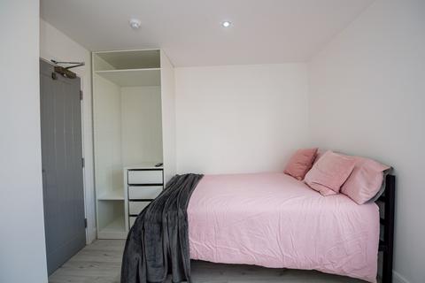 6 bedroom house to rent, Ash Grove, Liverpool L15