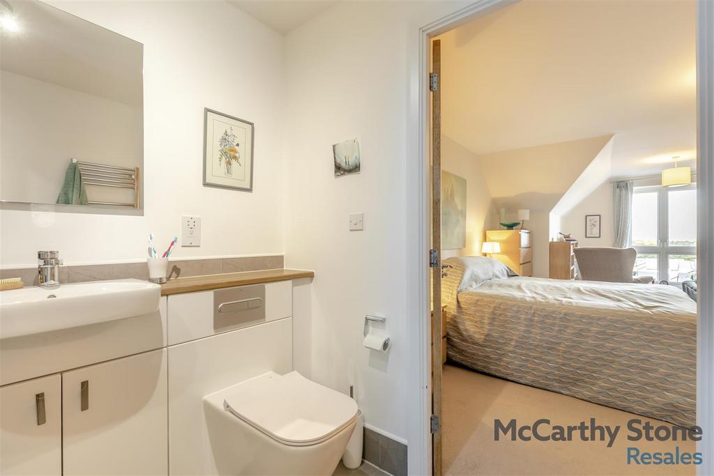 8667988-interior07.jpg