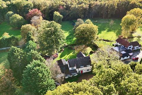 undefined, Fleet Hill, Finchampstead, Wokingham
