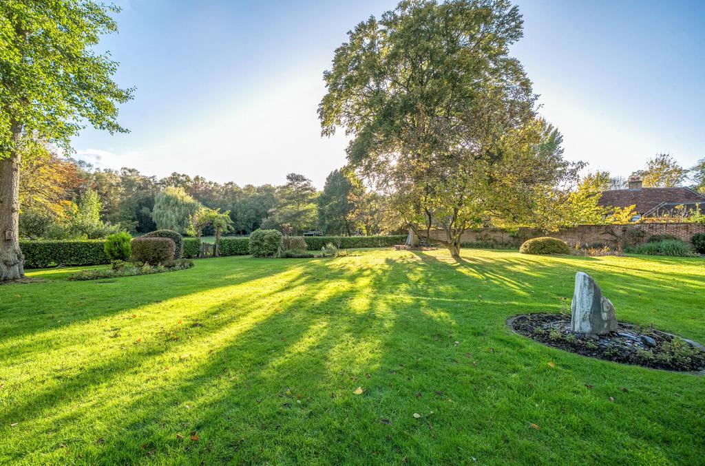 1370890-18-68fe4a...