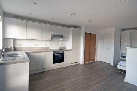 undefined, High Street, Crowthorne RG45